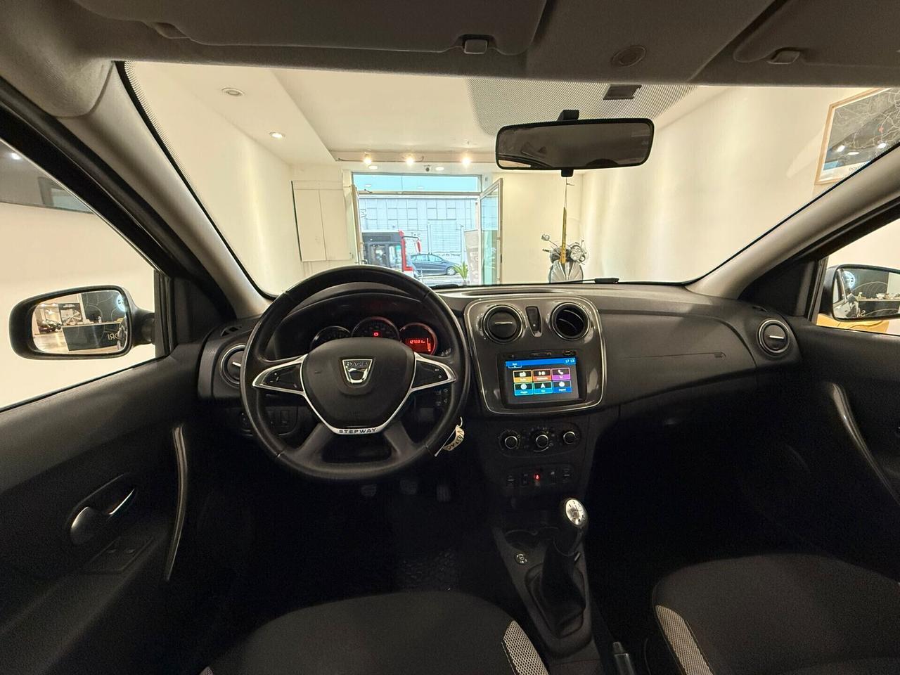 Dacia Sandero Stepway GPL 90cv SOLI 127.000 KM NEOPATENTATI