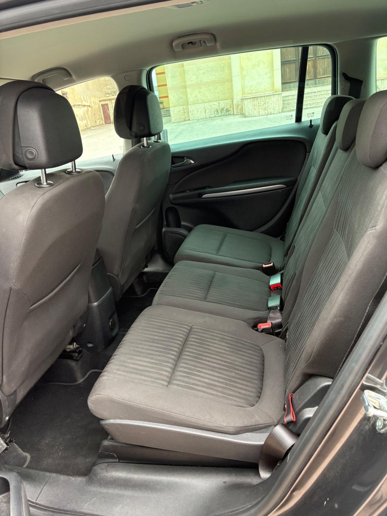 Opel Zafira 2.0 CDTi 130CV 7 posti pronta uso
