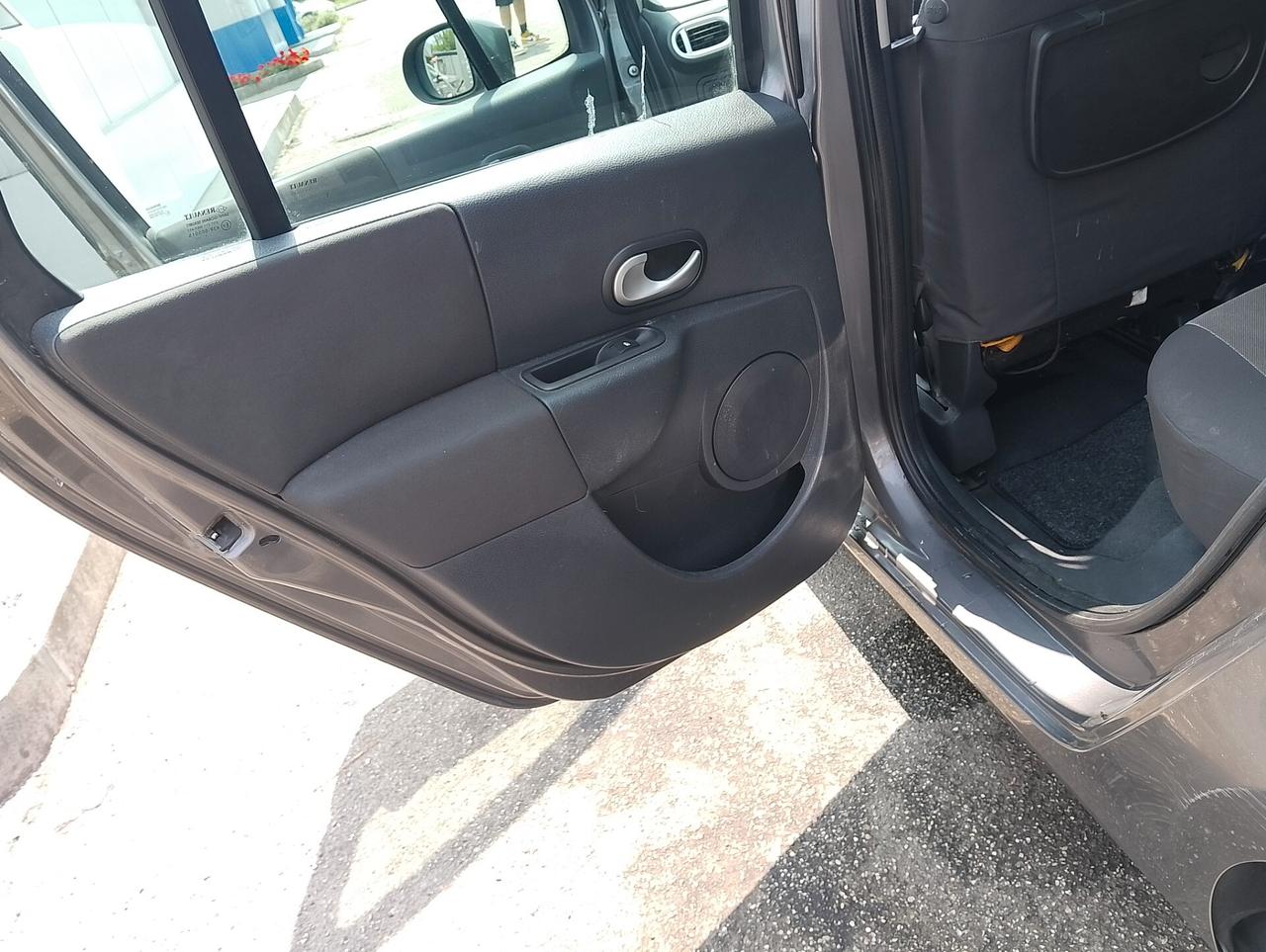 Renault Modus Grand Modus 1.5 dCi 85CV Dynamique