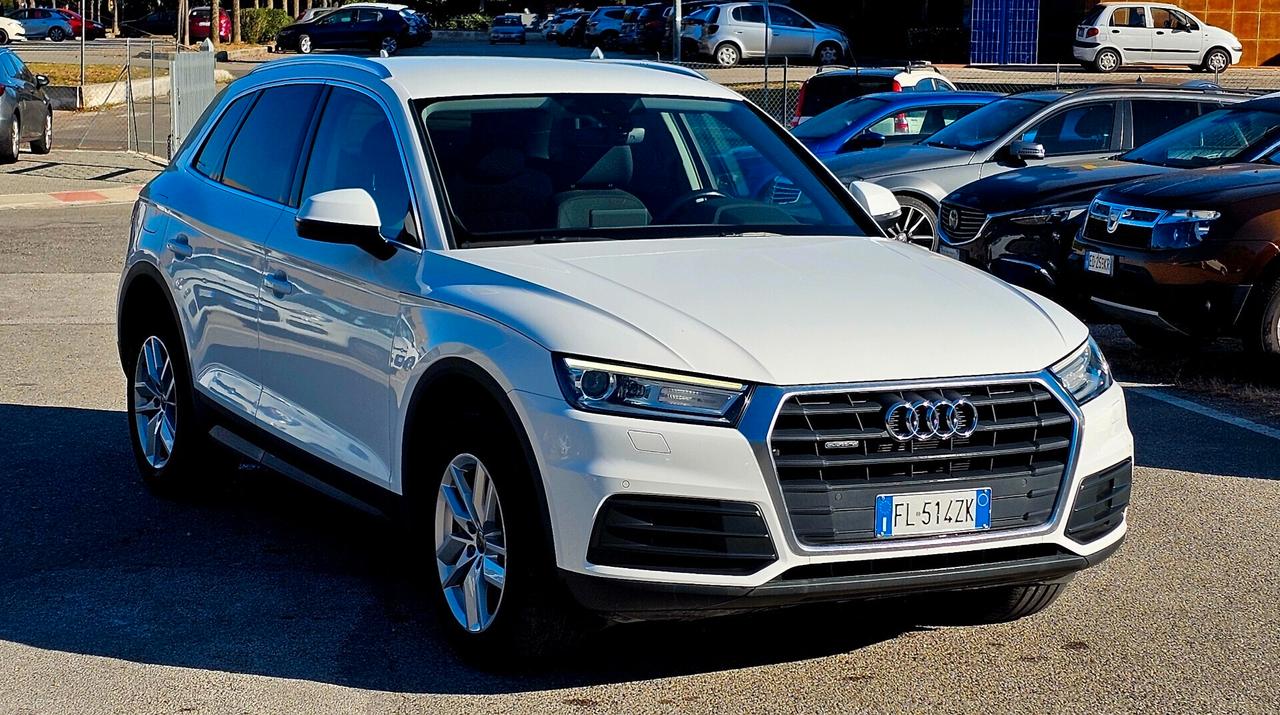 Audi Q5 2.0 TDI quattro S tronic Business Sport
