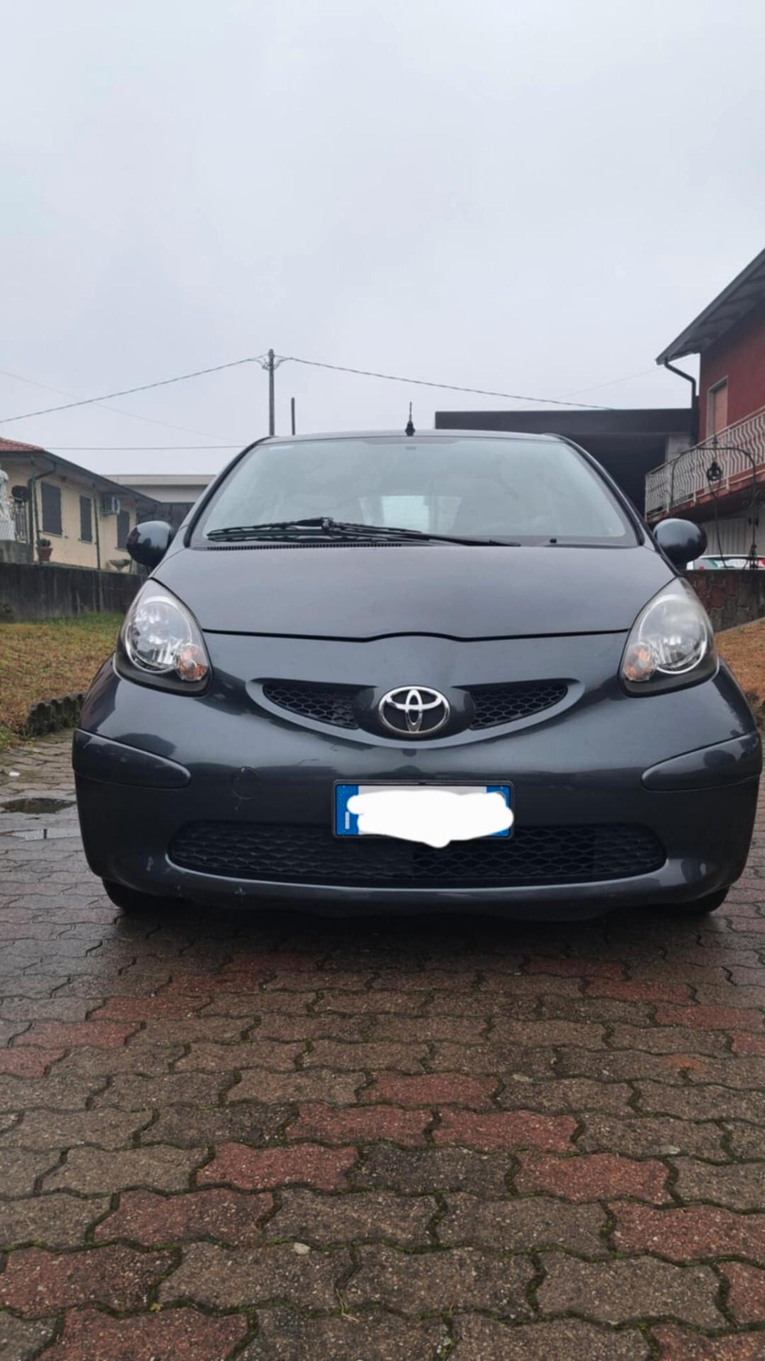 Toyota Aygo 1.0 12V VVT-i 5 porte