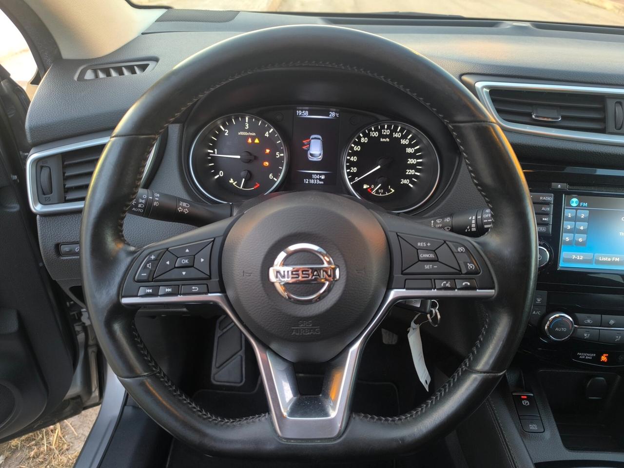 NISSAN QASHQAI 1.5 DIESEL 110cv NAV/RETROCAMERA