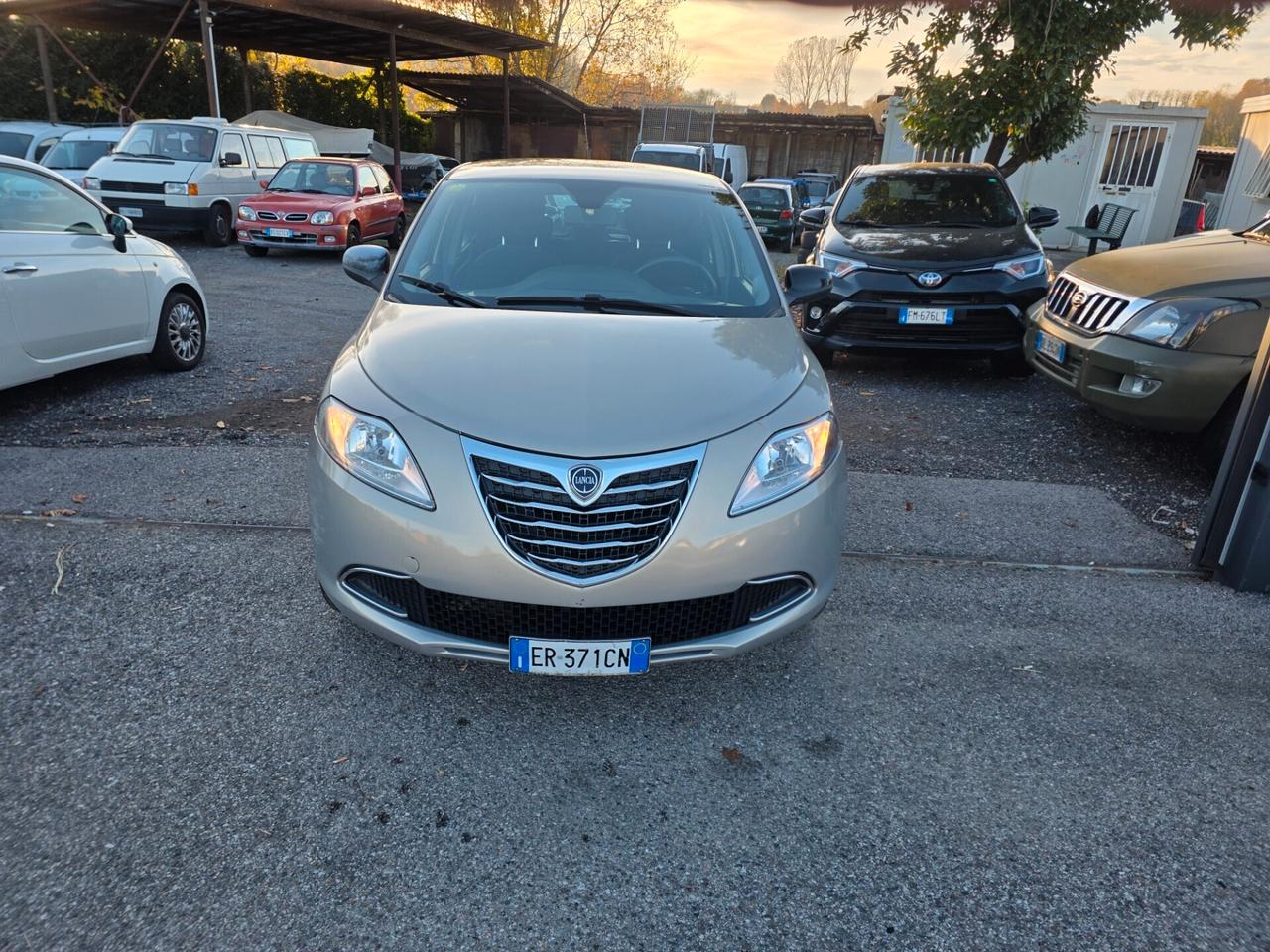 Lancia Ypsilon 1.2 69 CV 5 porte GPL Ecochic Gold