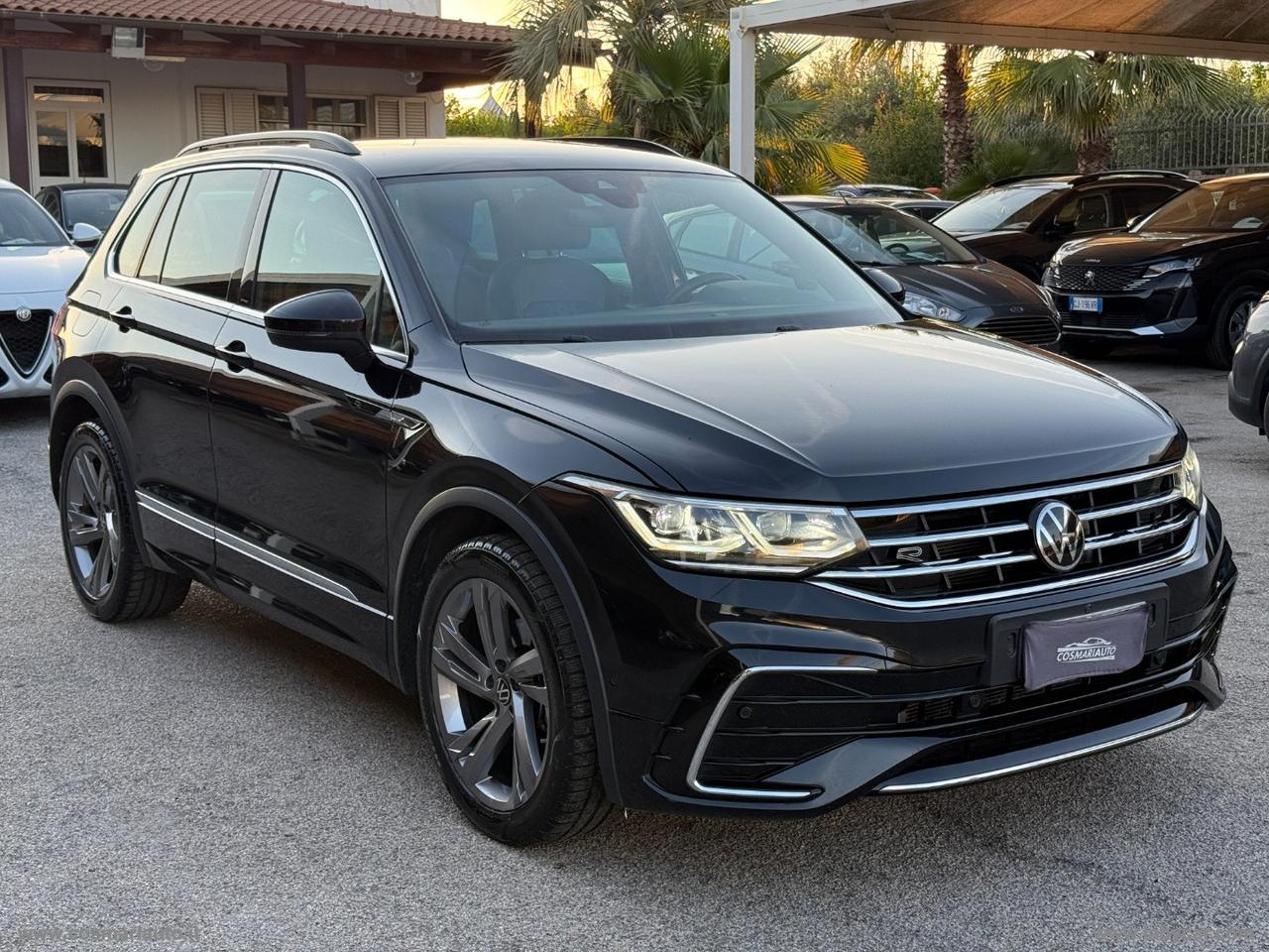 VOLKSWAGEN Tiguan 2.0 TDI 150CV DSG R-Line 2023 LUCI AMBIENTE