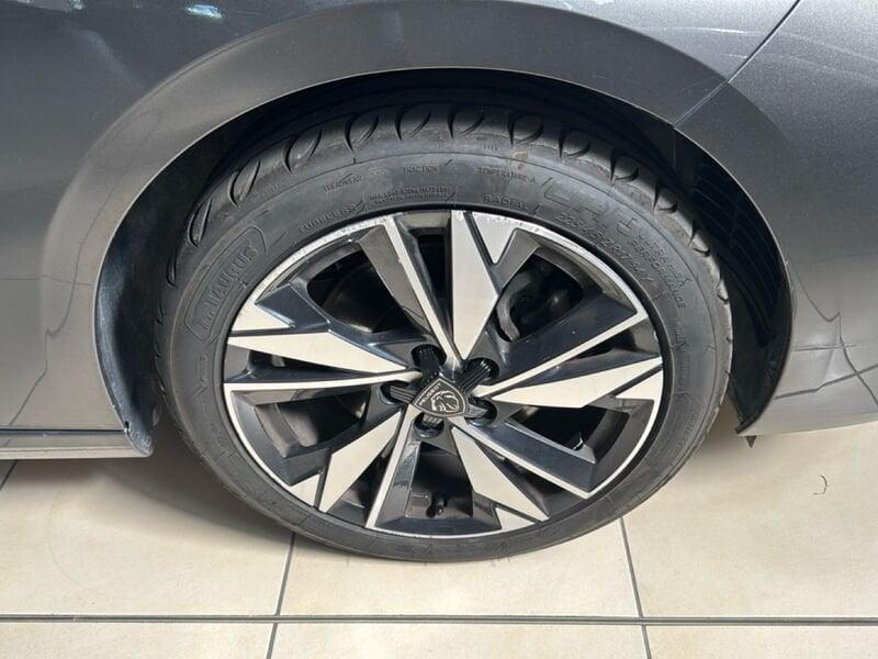 Peugeot 308 Allure BlueHDi 130 EAT8 S&S aut.