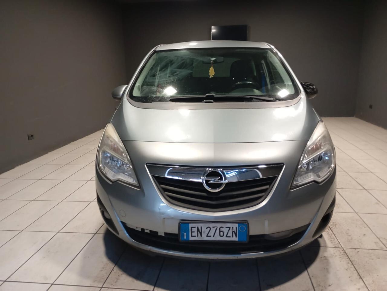 Opel Meriva del 2012 -DIESEL EURO 5B 120.000 km -