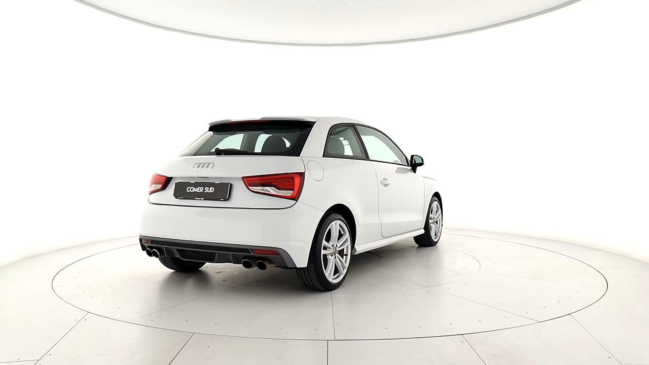 AUDI A1 I - S1 2.0 tfsi quattro