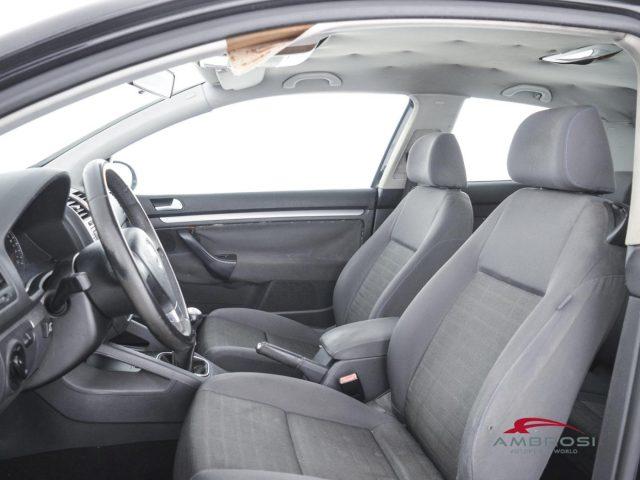 VOLKSWAGEN Golf 1.6 16V FSI 3p. Comfortline - PER OPERATORI DEL SE