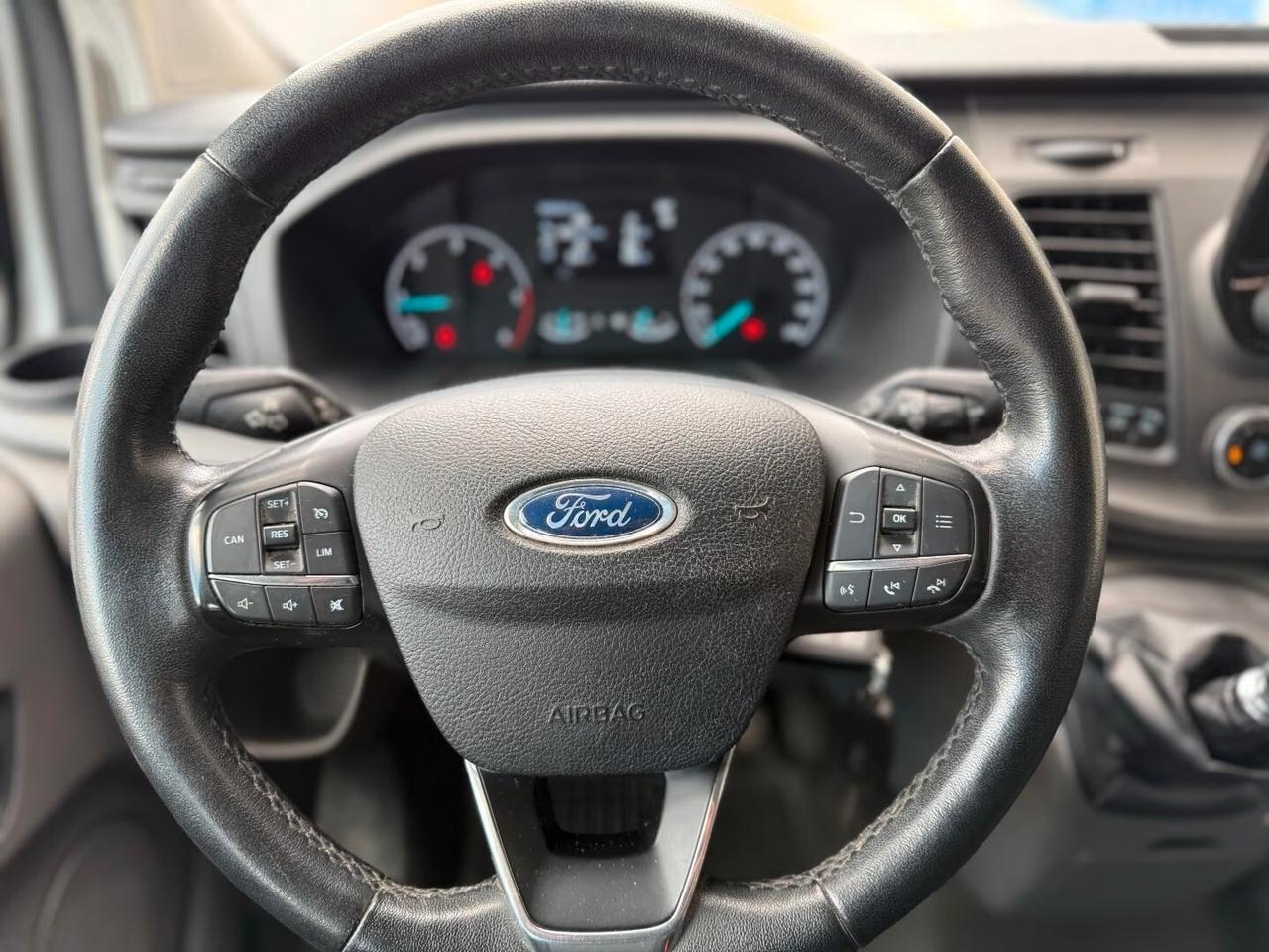 Ford Transit Custom 340 2.0 TDCi 130 PC Combi Trend 9 posti