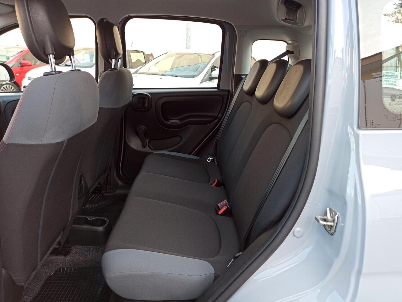 Fiat Panda 1.2 69 cv S&S Connected by Wind