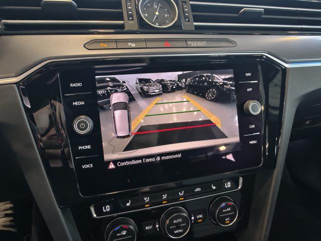 VOLKSWAGEN Passat Variant 2.0 TDI DSG R-LINE FULL OPTIONAL