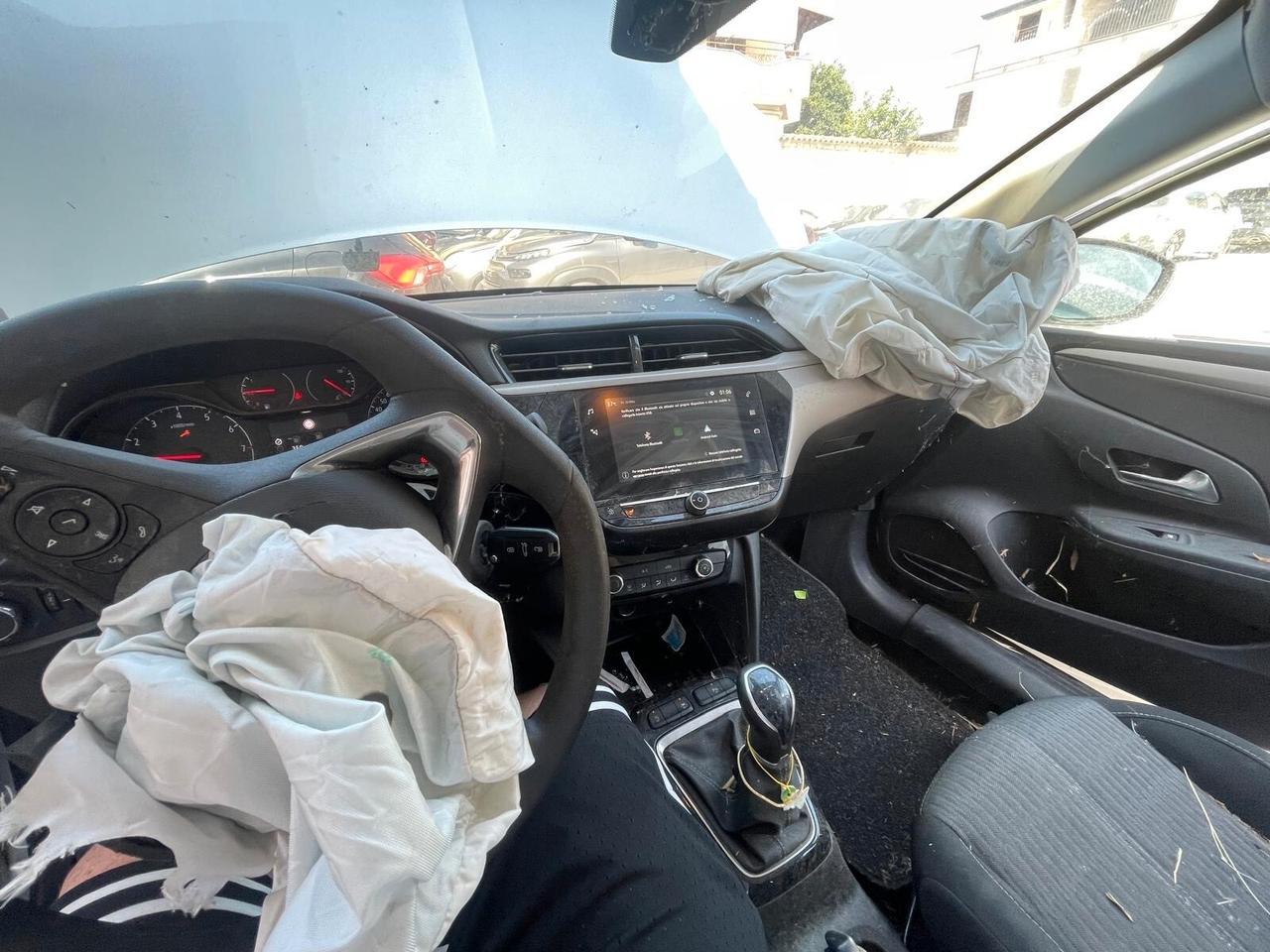 Opel Corsa 1.2 2023 Edition sinistrata incidentata