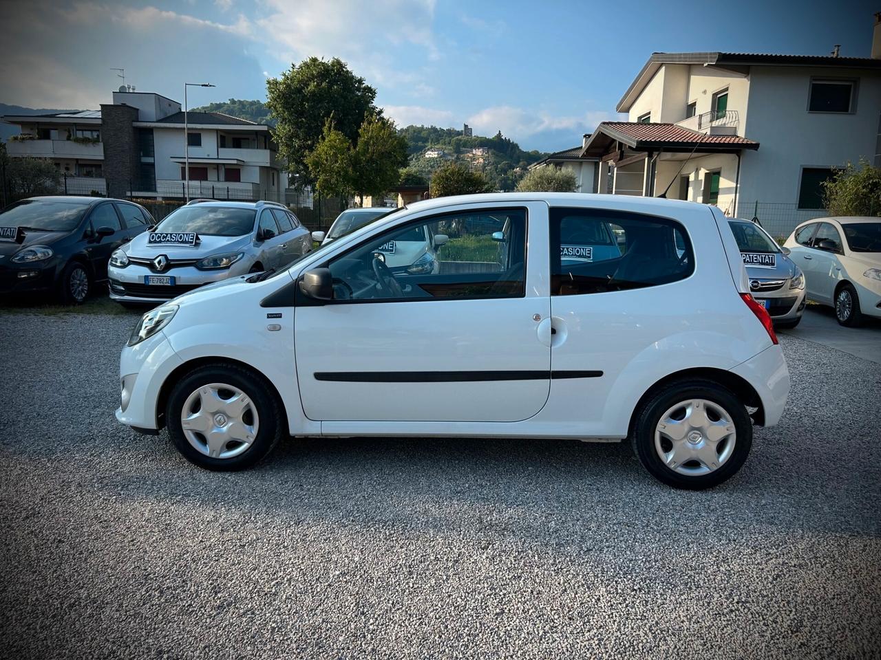 Renault Twingo 1.2 16V -UNIPROPRIETARIO-NEOPATENTATI