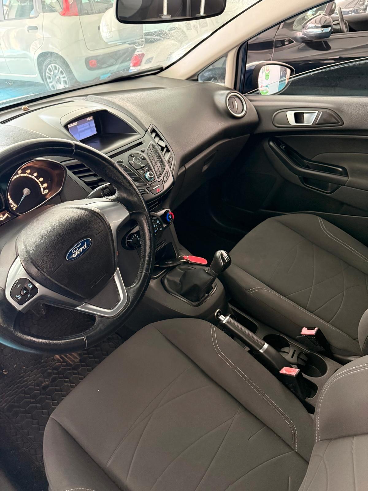 Ford Fiesta 1.4 5 porte Bz.- GPL Black & White Edition