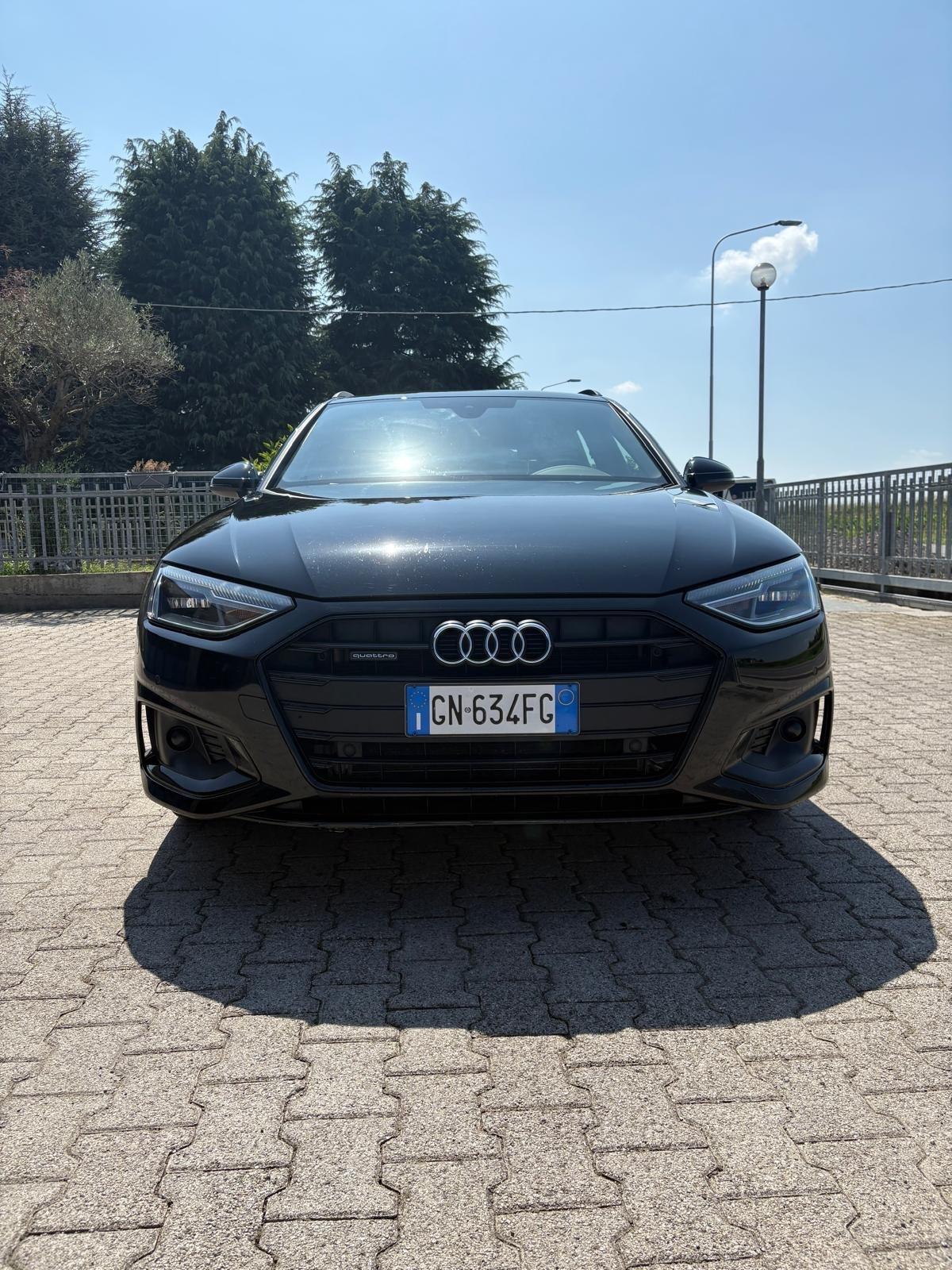 Audi A4 Avant 40 TDI quattro S tronic Business Advanced