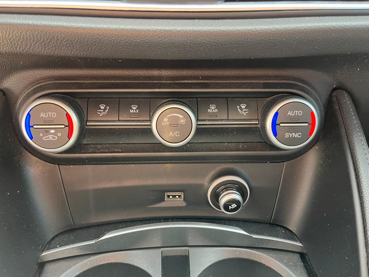 Alfa Romeo Stelvio 2.2 Turbodiesel 190 CV AT8 Q4 Business