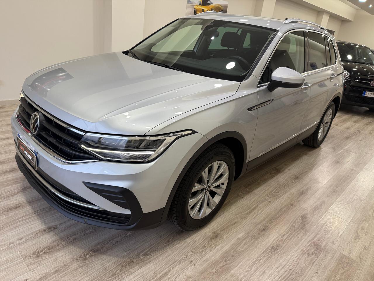 Volkswagen Tiguan 2.0 TDI 150 CV SCR DSG Elegance