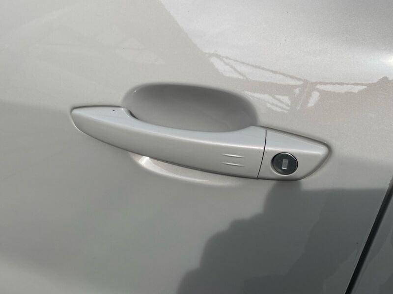 Jeep Avenger e-Hybrid 1.2 MHEV e-Hybrid Turbo Summit