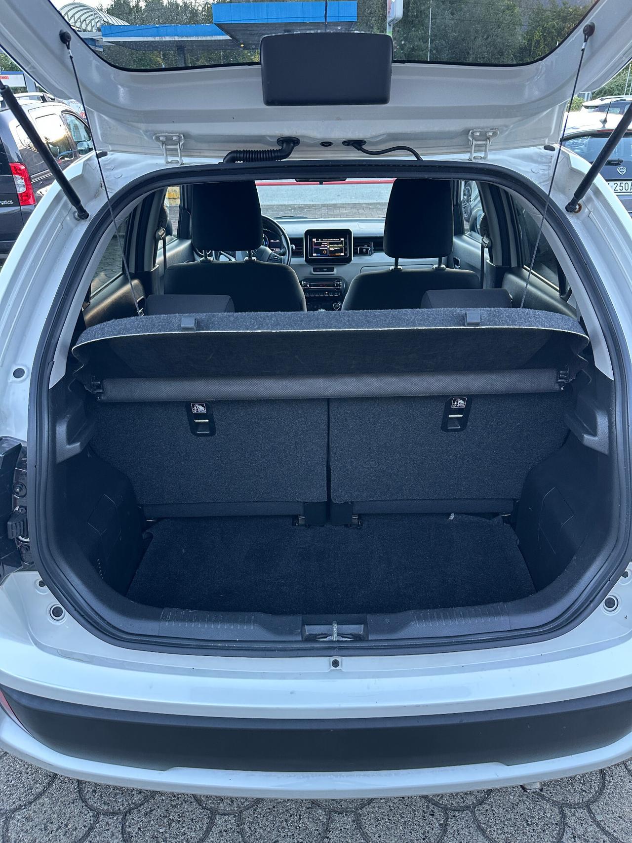 Suzuki Ignis 1.2 Hybrid Top