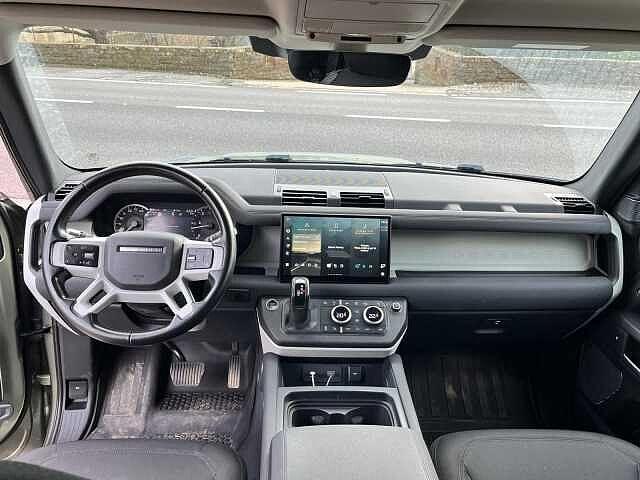 Land Rover Defender 90 3.0 D I6 200CV AWD