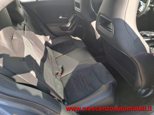 MERCEDES-BENZ A 180 d Automatic Premium