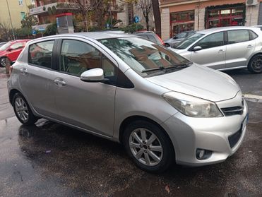 Toyota Yaris 1.0 Lounge offerta del mese