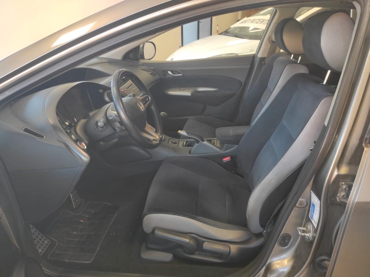 Honda Civic 1.4 i-DSi 5p. Sport