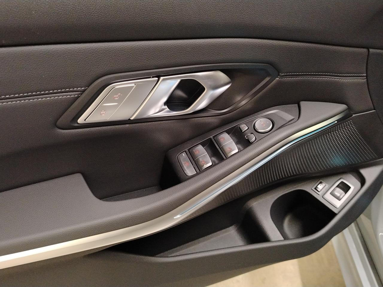 BMW Serie 3 330e Touring xDrive MSport