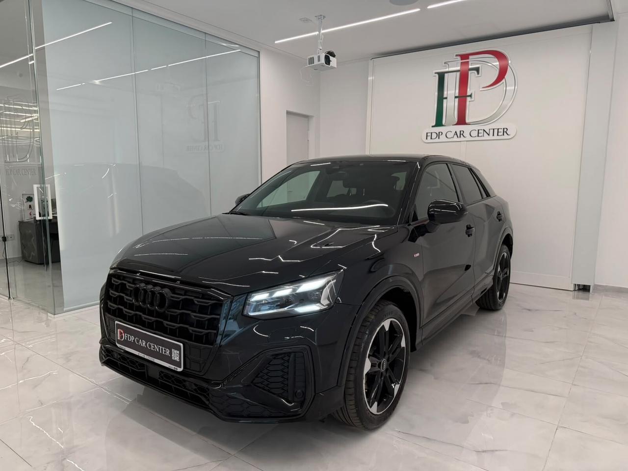 Audi Q2 30 TDI S line S tronic Identity Black