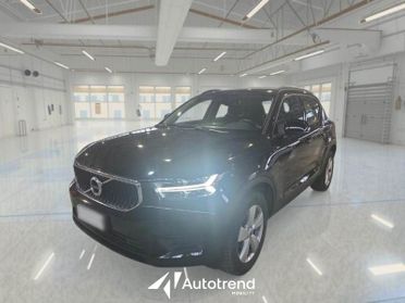 Volvo XC40 T2 129 CV Automatico Momentum Core