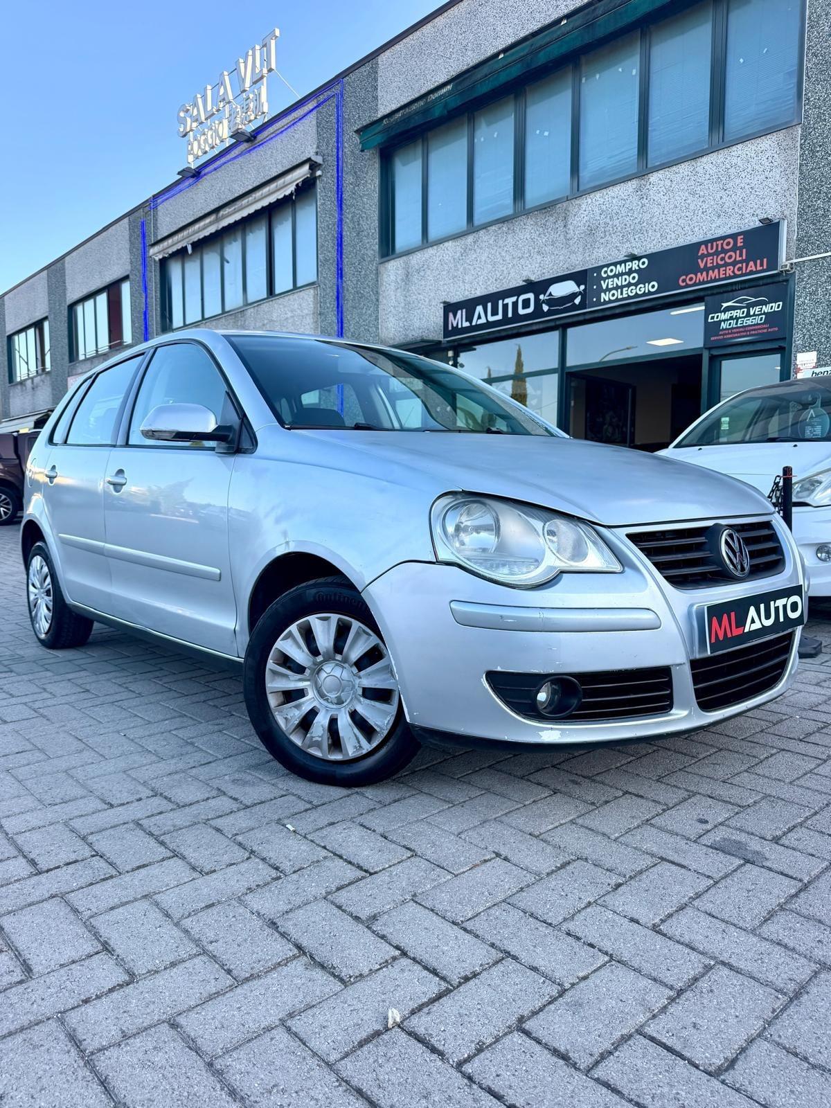 Volkswagen Polo 1.2/64CV 12V 5p. Comfortline . OK NEOPATENTATO