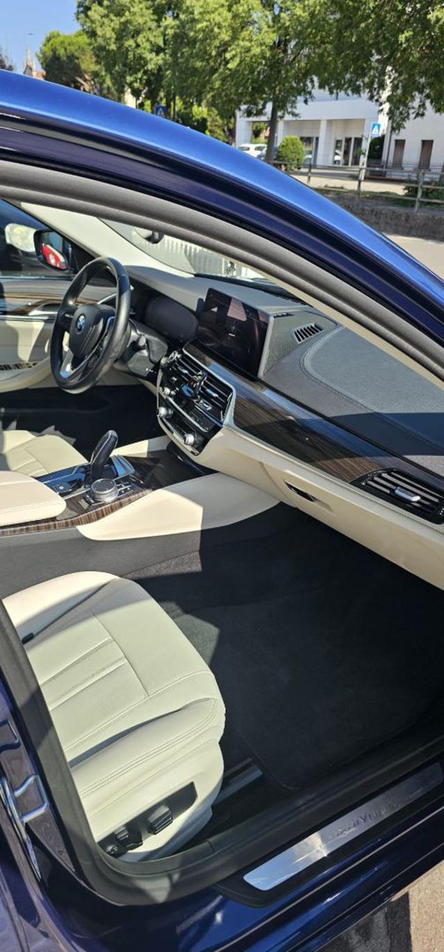 BMW 520 d 48V Luxury MOTORENUOVO