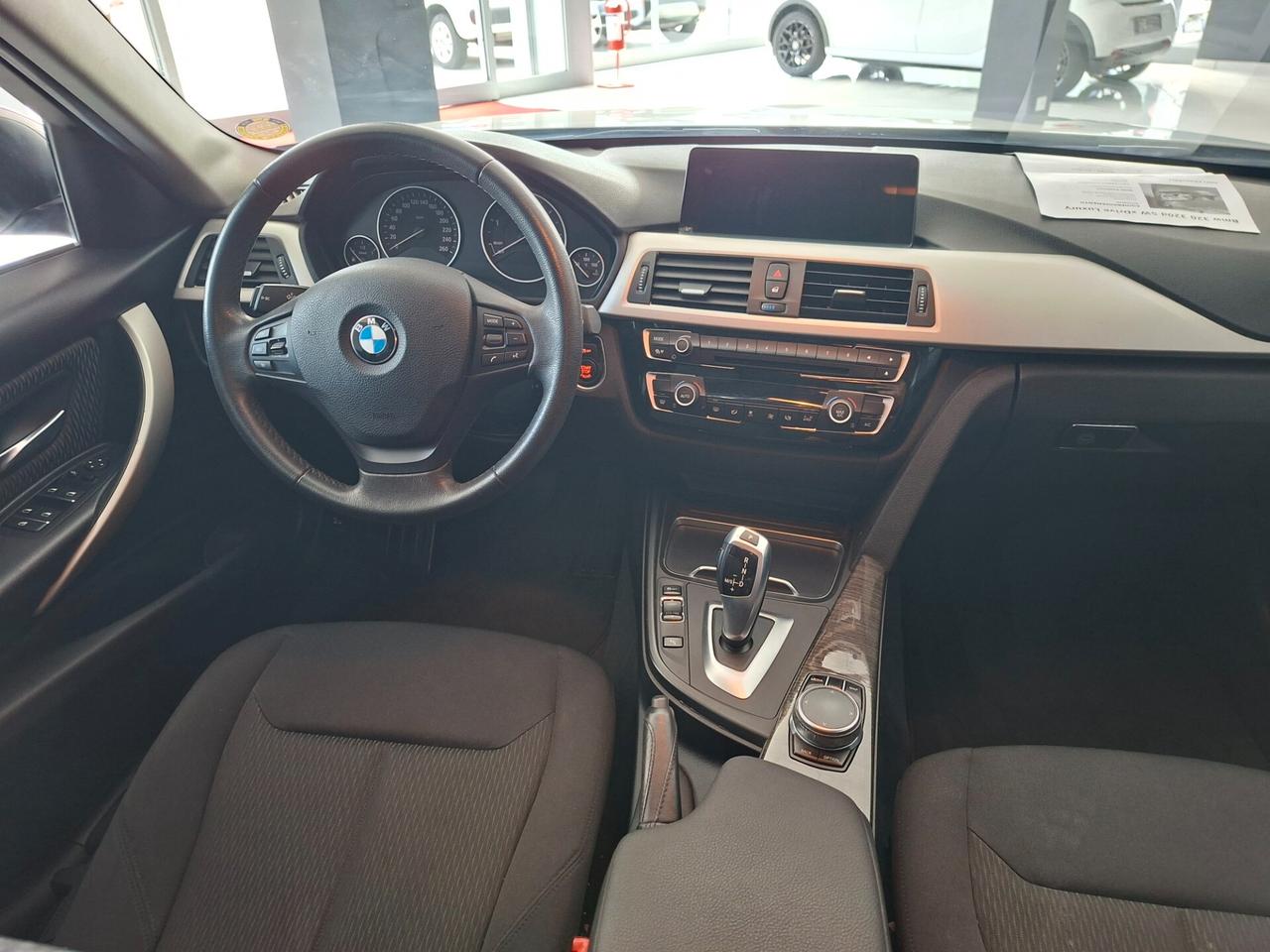 Bmw 320d xDrive SW 2017 pochi km