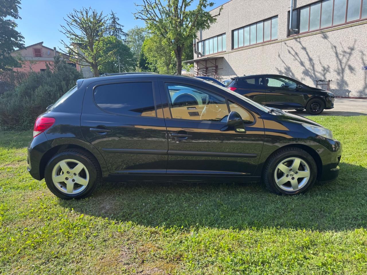 Peugeot 207 1.4 8V 75CV 5p. Energie Sport ECO GPL