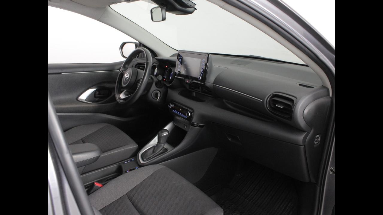 TOYOTA Yaris IV 2020 - Yaris 1.5h Trend