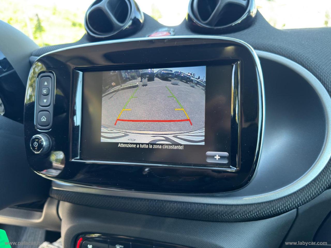 SMART fortwo EQ Parisblue