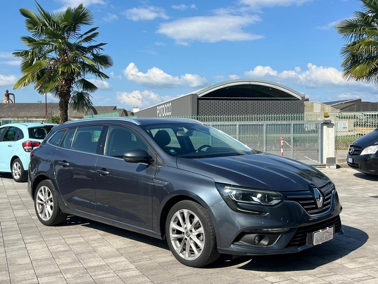 Renault Megane Mégane Sporter Blue dCi 115 CV EDC Business