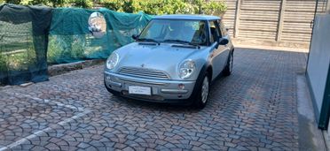 Mini One benzina pochi km neopatentati