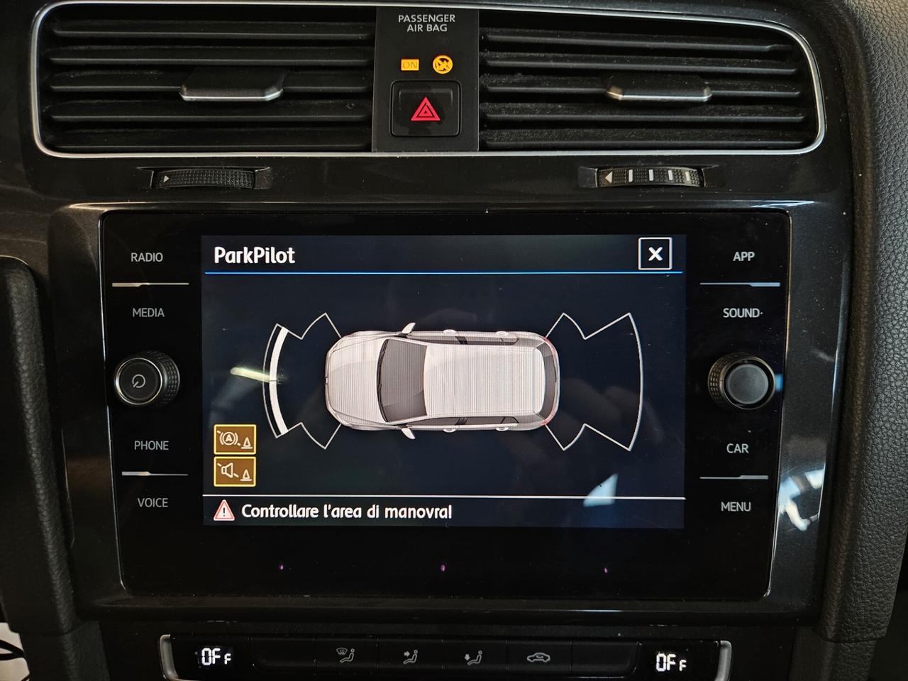 Volkswagen Golf 5p 1.5 tgi Executive 130cv dsg