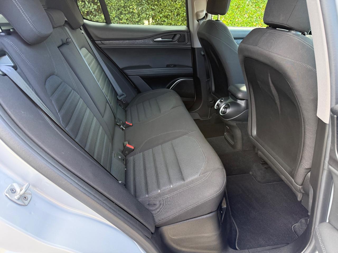 Alfa Romeo Stelvio 2.2 Turbodiesel 190 CV AT8 Q4 Business