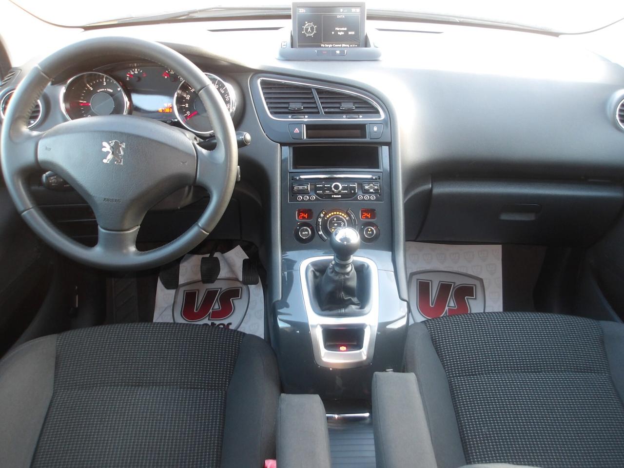 PEUGEOT 5008 1.6 DIESEL-GARANZIA FULL