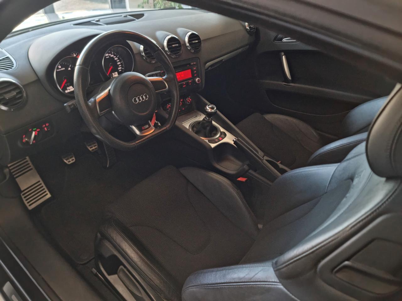 Audi TT Coupé 2.0 TDI QUATTRO