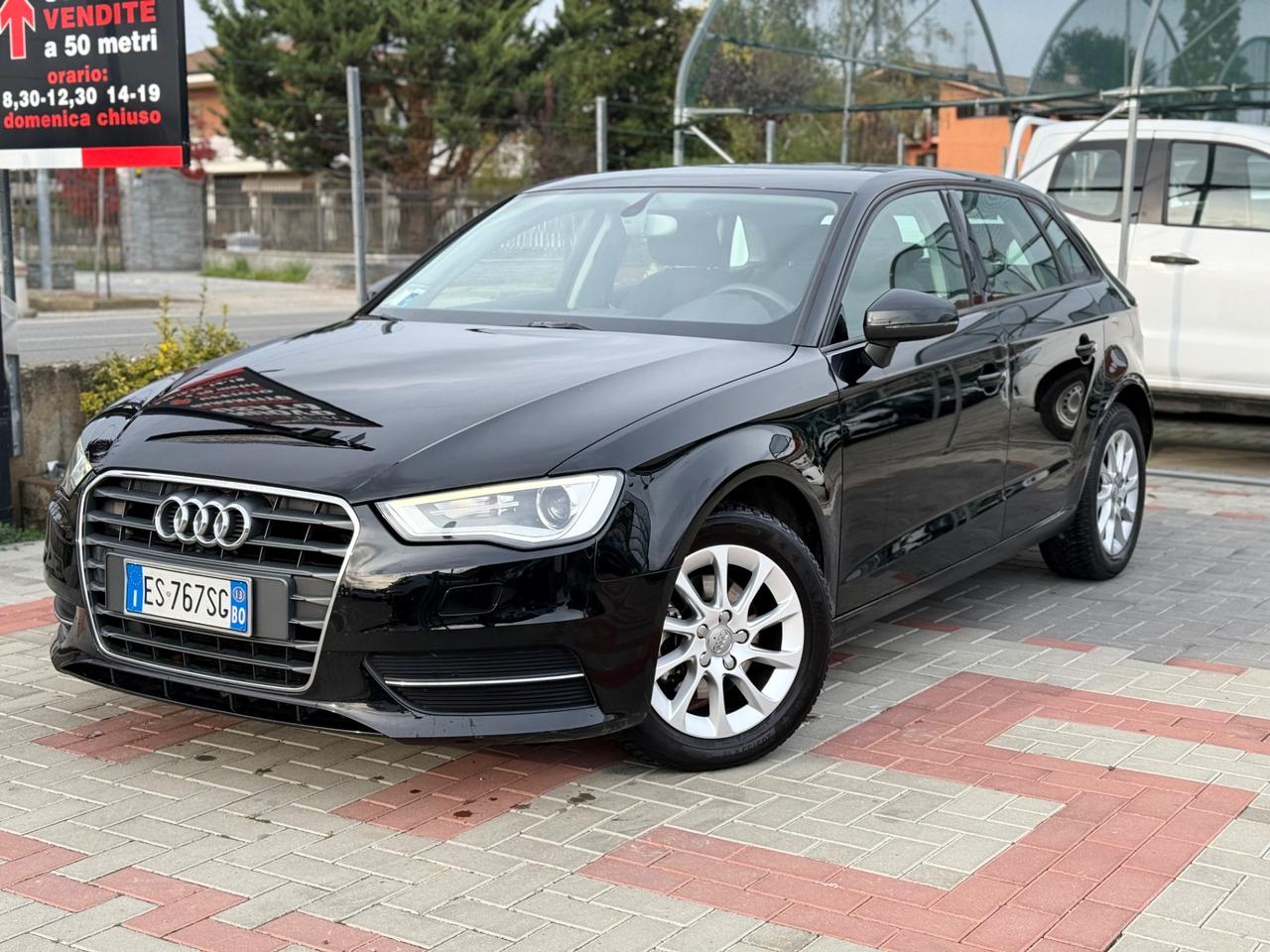 Audi A3 1.6 TDI 5PORTE .UNICO PROPRIETARIO