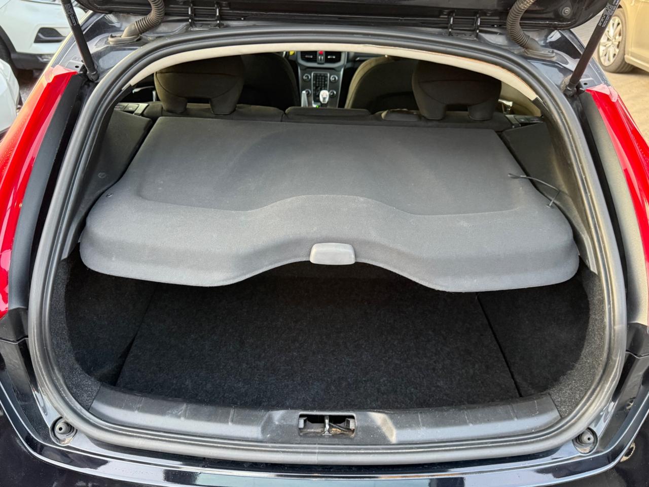 V40 D2 1.6 Summum-rate-( 125 Mila km ) -rate