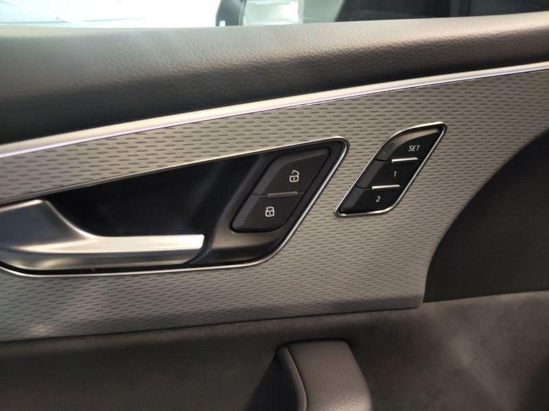 Audi Q8 Q8 3.0 tdi mhev S line edition quattro 286cv tiptronic