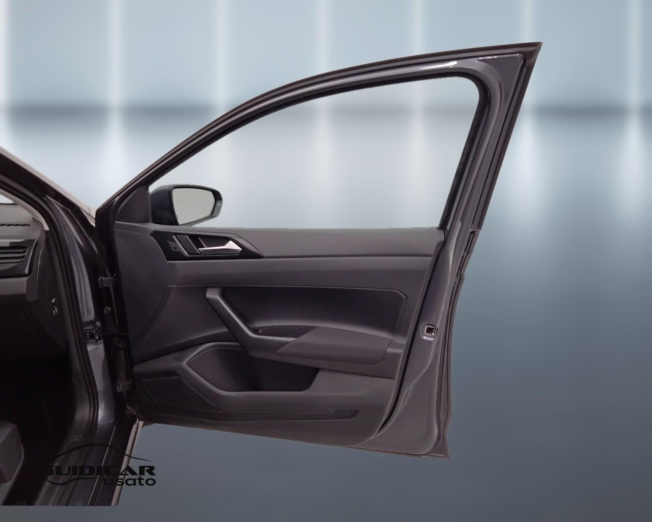 VOLKSWAGEN Polo VI 2022 - Polo 1.0 tsi Life 95cv