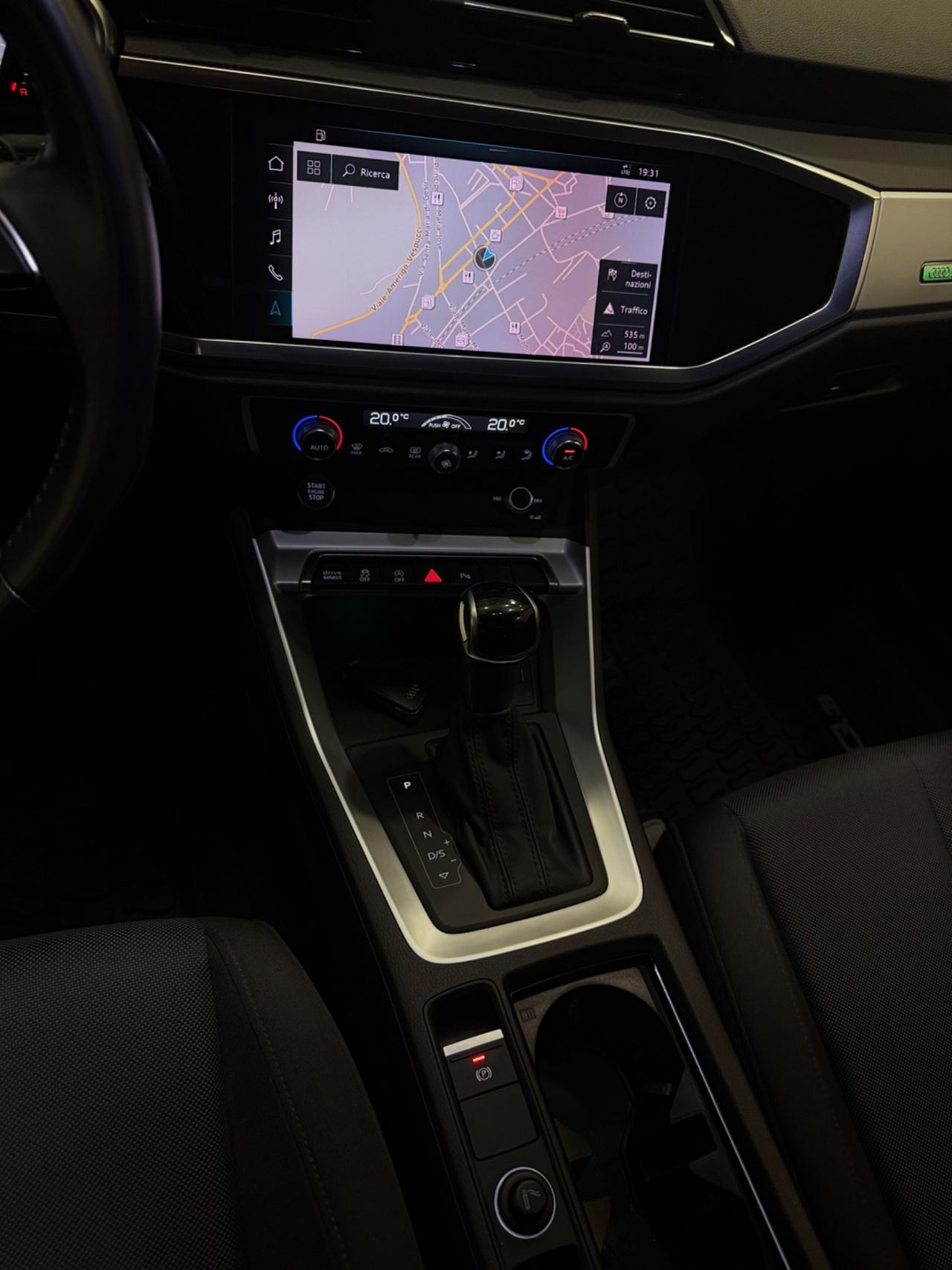 Audi Q3 35 TDI quattro Business Advanced
