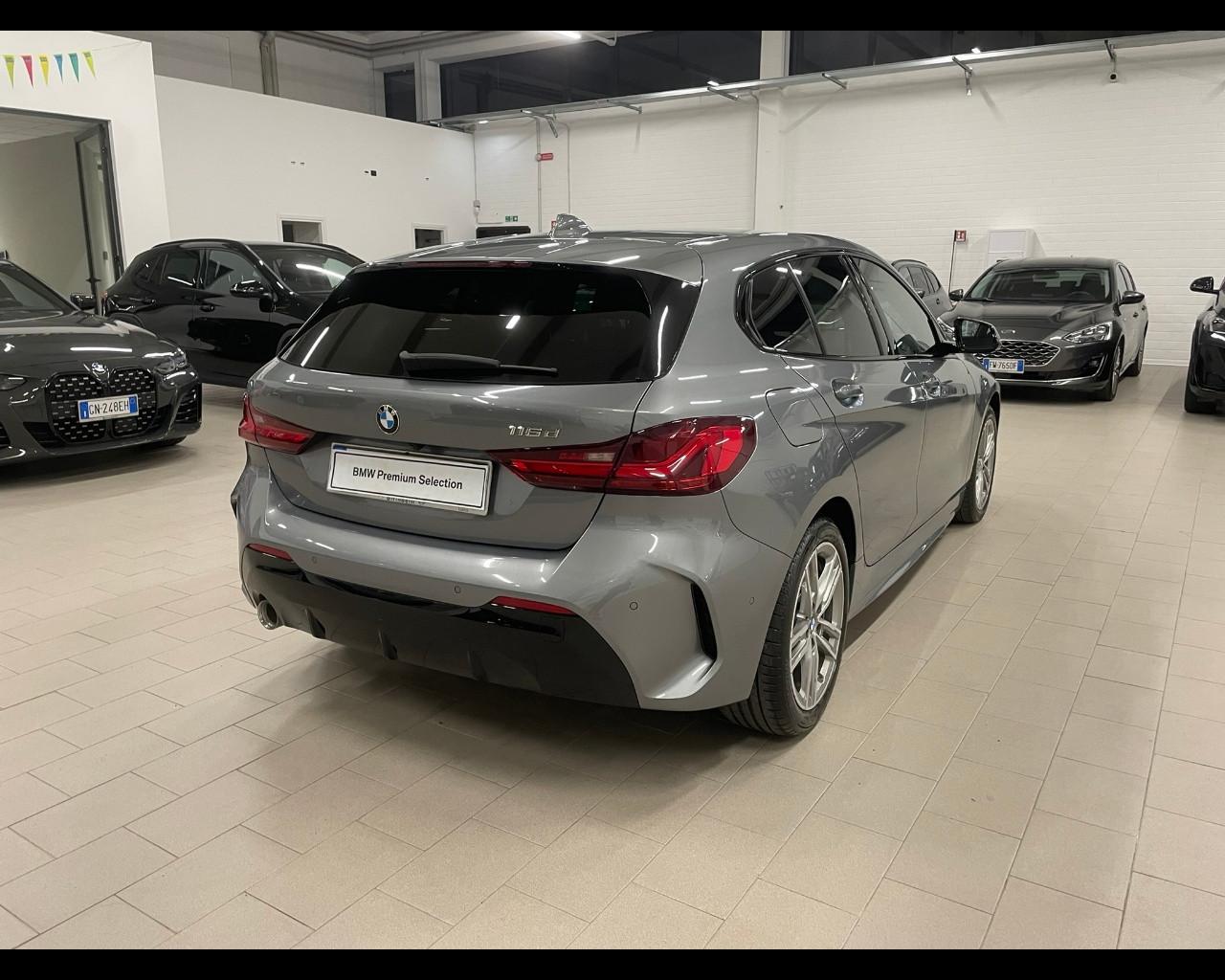 BMW Serie 1 (F40) - 116d 5p. Msport Exterior