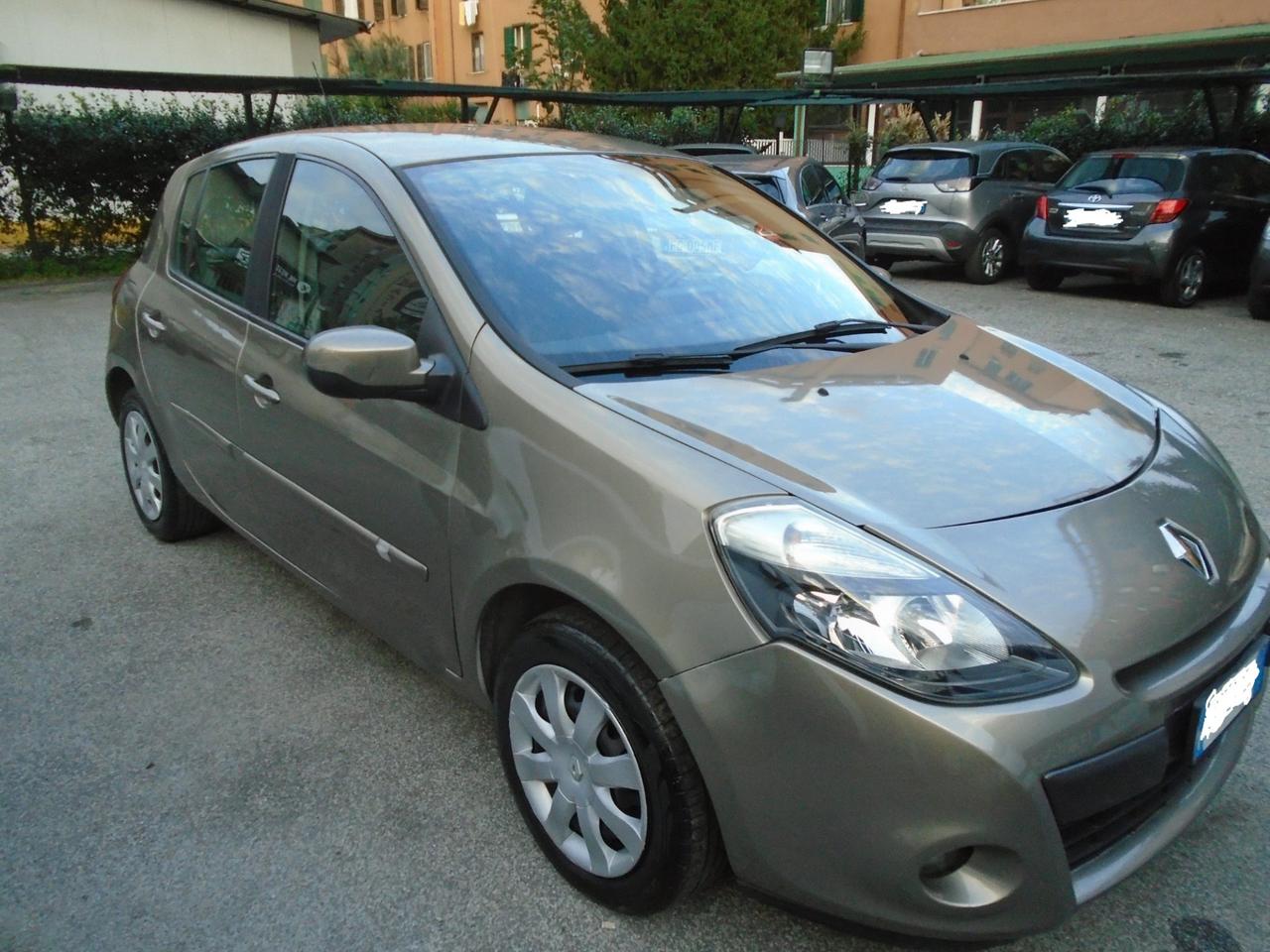 Renault Clio 1.2 16v Dynamique 5p