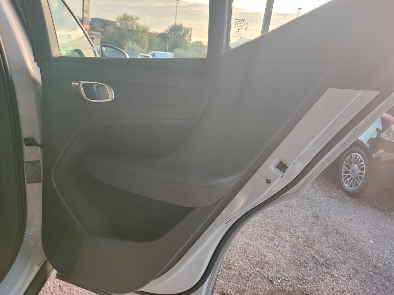 Volvo XC40 T3 Geartronic R-design